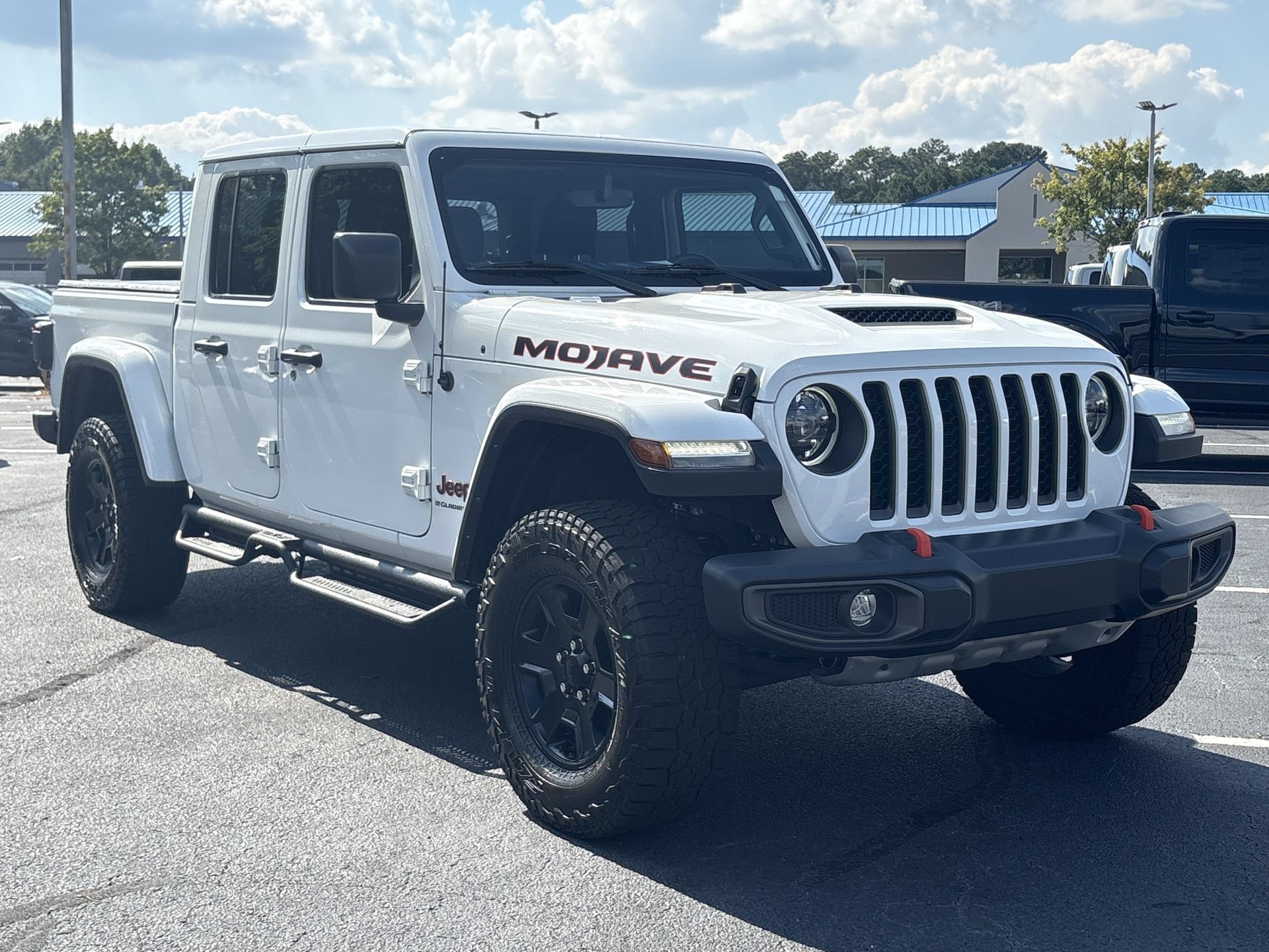 Used 2023 Jeep Gladiator Mojave w/ LED Lighting Group AWD/4WD image 27