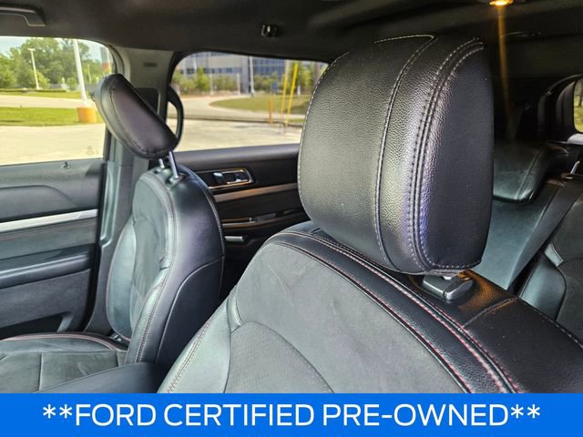 Certified 2019 Ford Explorer XLT w/ Equipment Group 202A FWD image 22