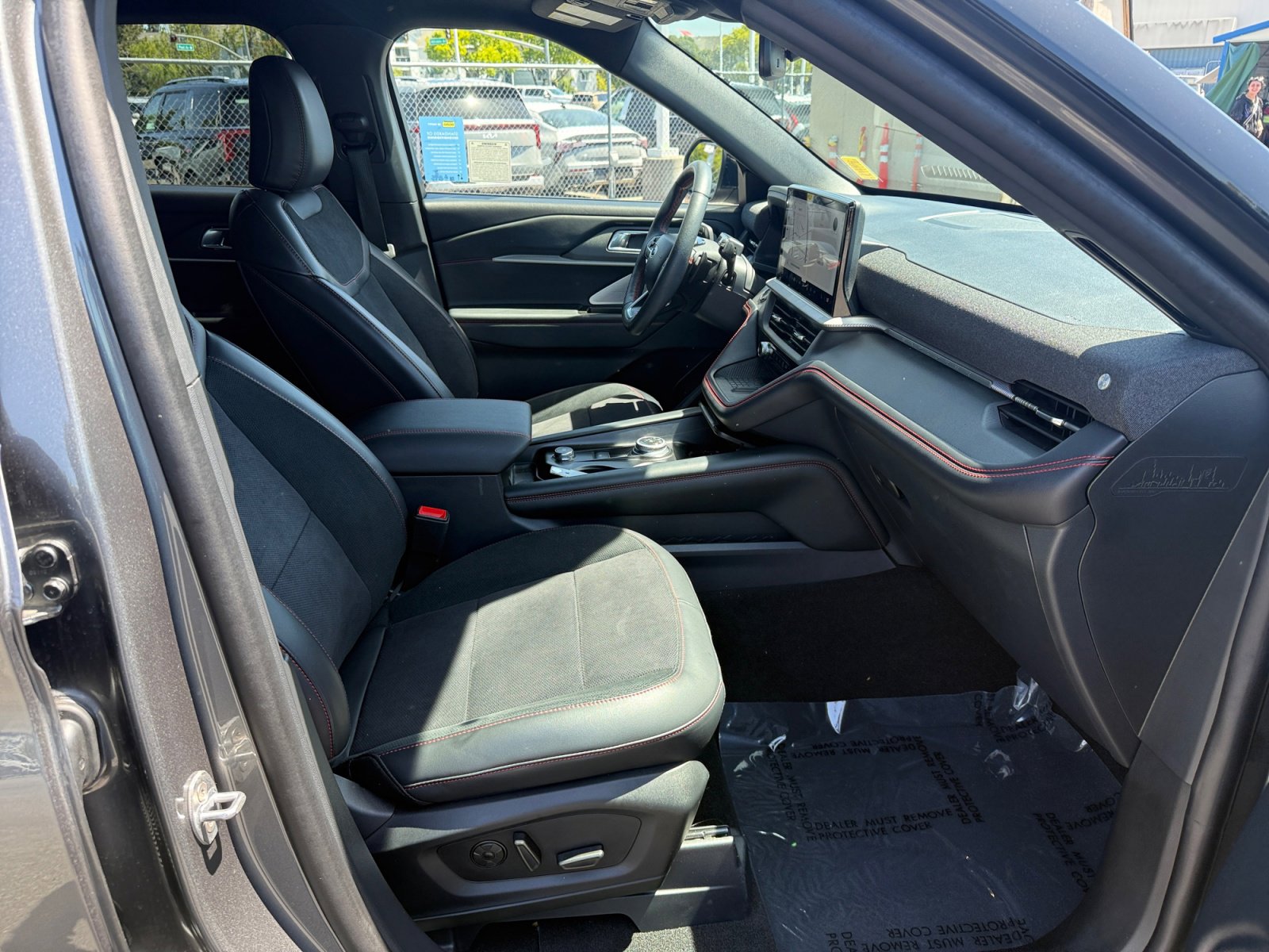 Certified 2025 Ford Explorer ST w/ Sun And Sound Package image 20