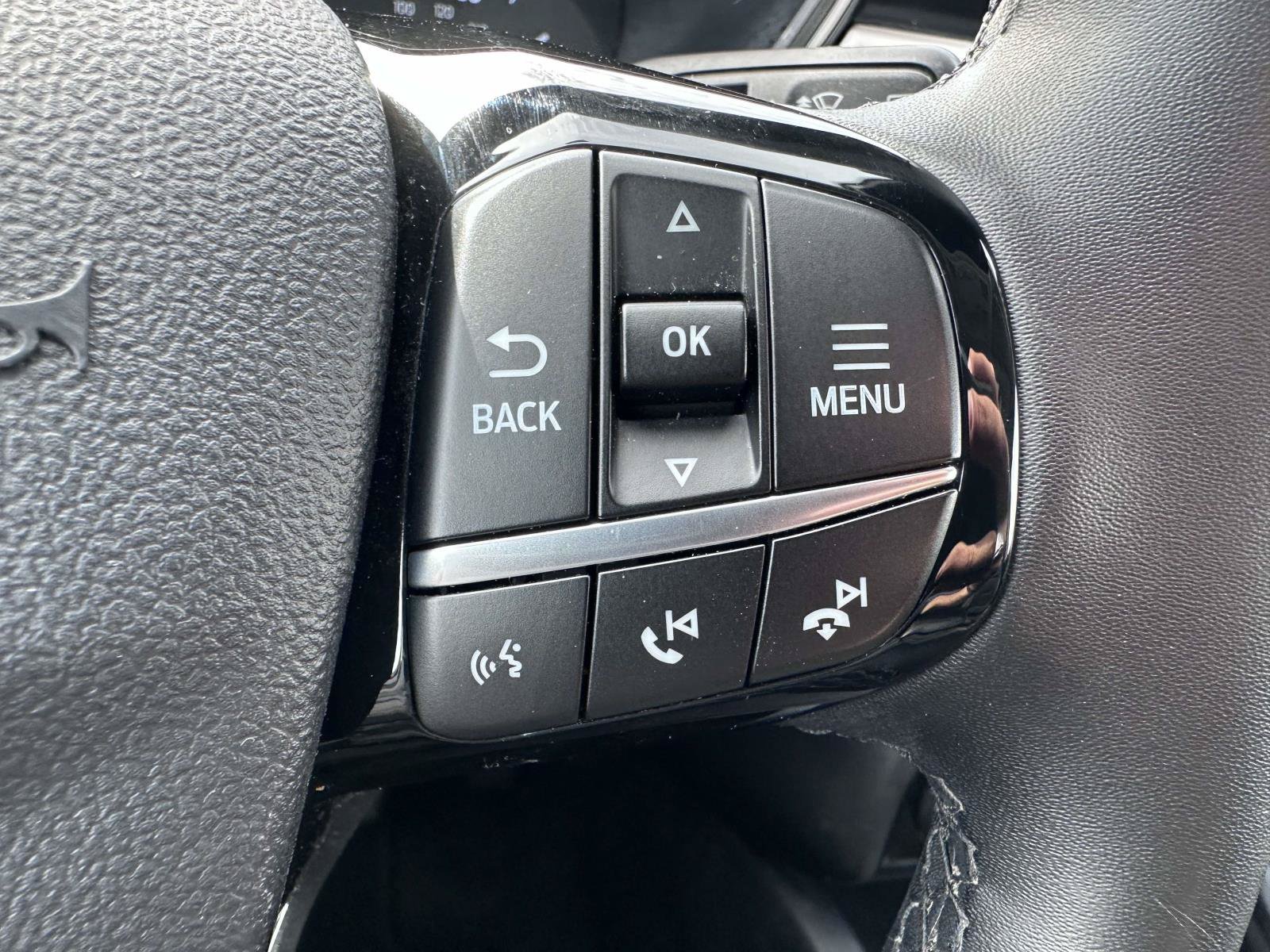 Certified 2022 Ford Escape SEL AWD/4WD image 18