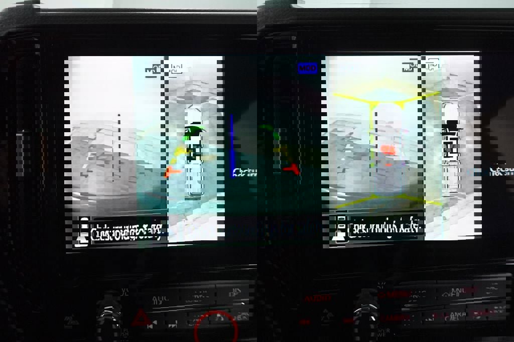 Used 2025 Nissan Frontier PRO-4X w/ Pro Convenience Package AWD/4WD image 19