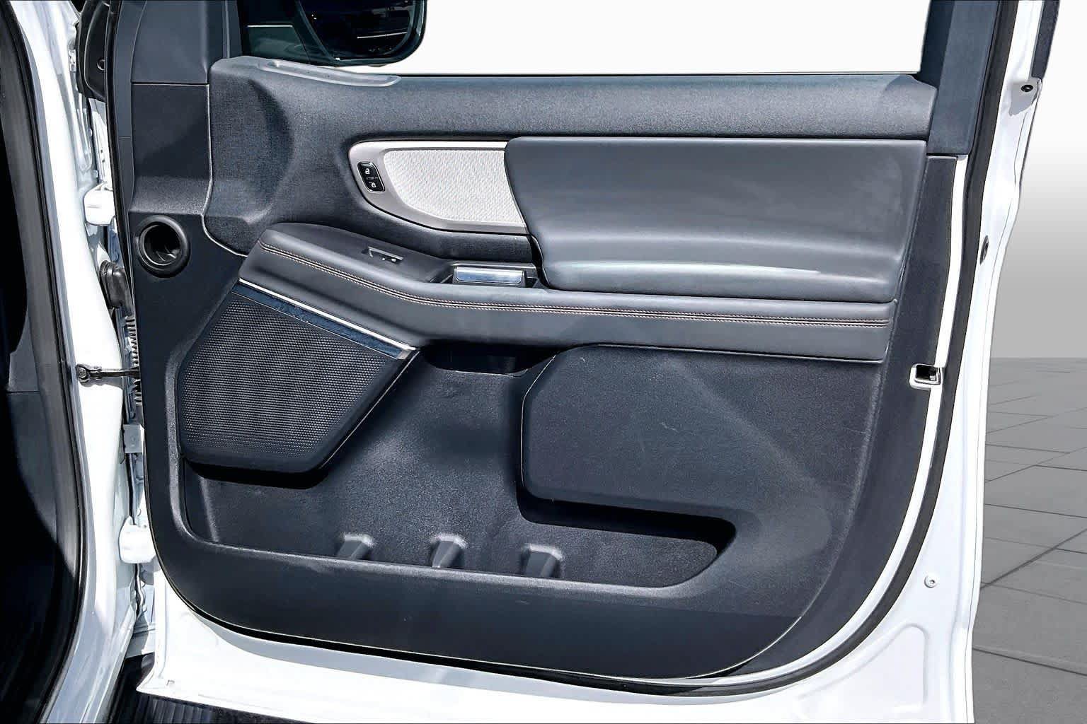 Certified 2025 Ford Expedition Active RWD image 22