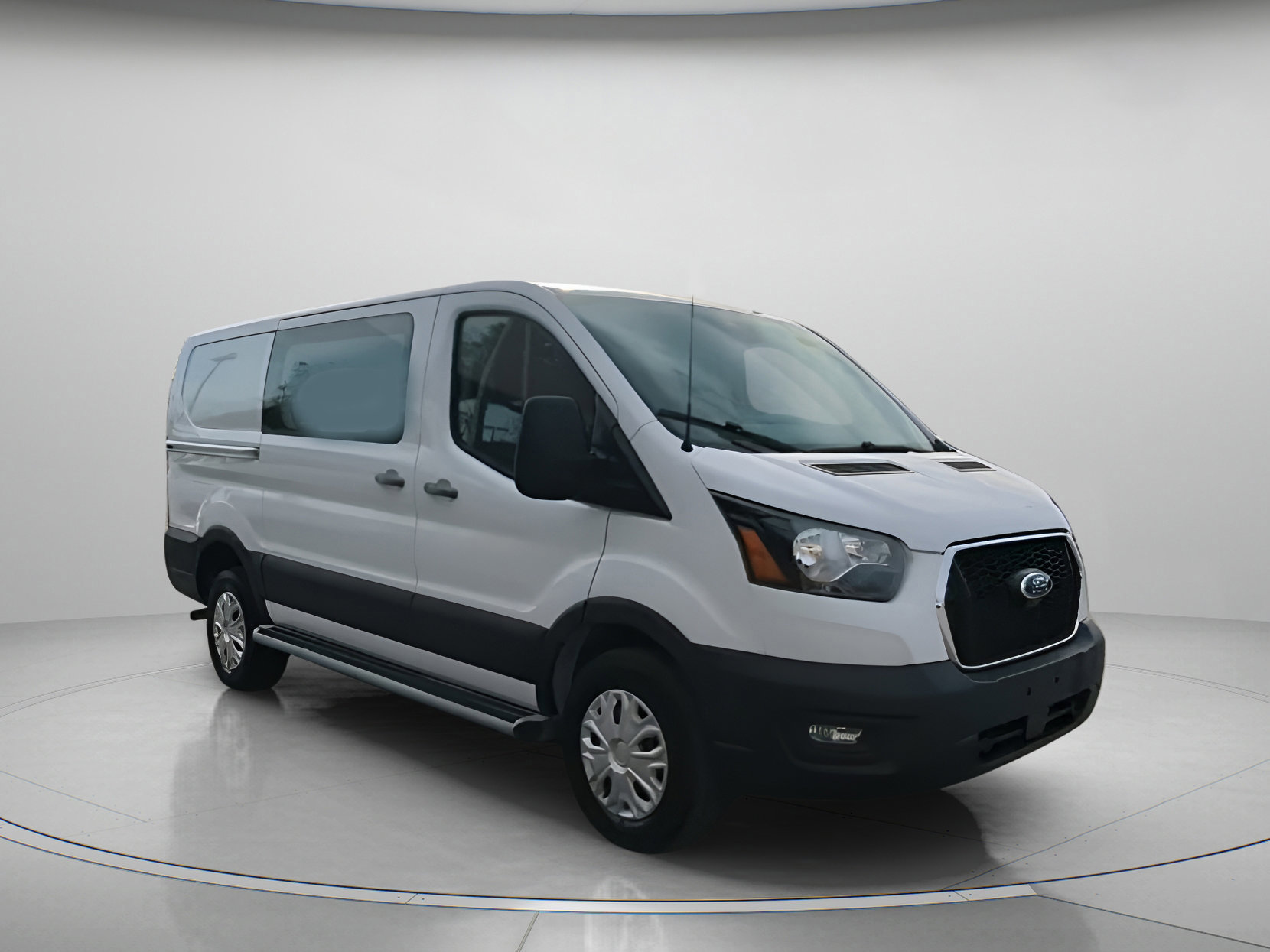 Certified 2024 Ford Transit 250 w/ Exterior Upgrade Package image 27