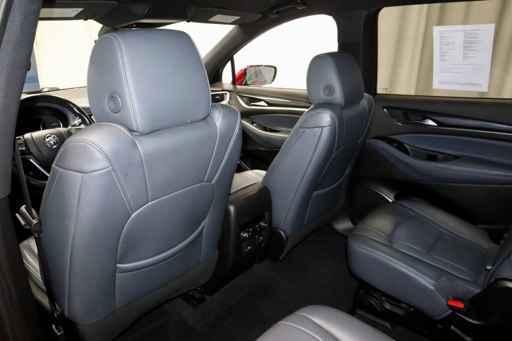 Used 2024 Buick Enclave Premium AWD/4WD image 21