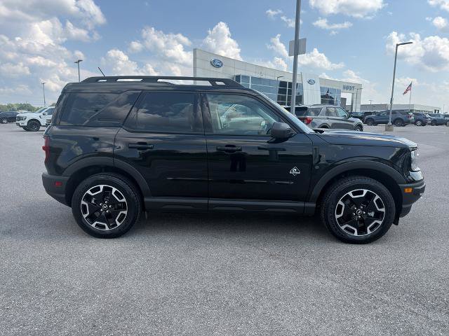 Certified 2023 Ford Bronco Sport Outer Banks w/ Tech Package AWD/4WD image 4