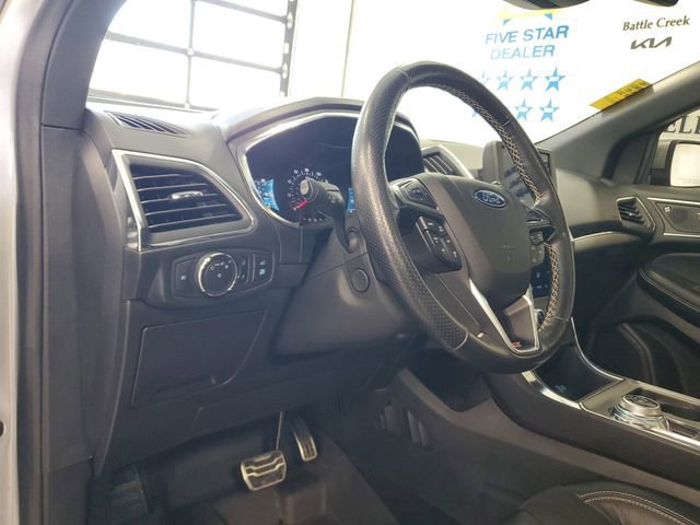 Certified 2021 Ford Edge ST w/ Equipment Group 401A image 18