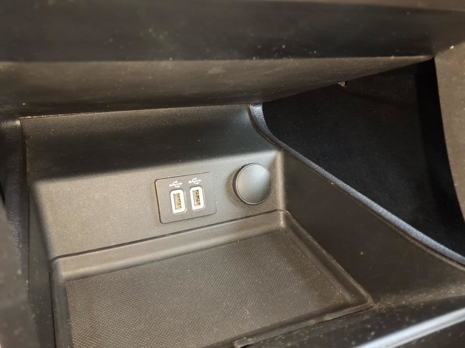 Certified 2020 Ford Fusion SE AWD/4WD image 19