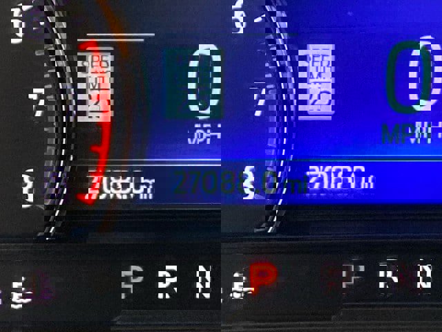 Certified 2022 Ford Explorer XLT w/ Equipment Group 202A image 22