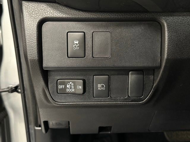 Used 2023 Toyota Tacoma SR5 image 16