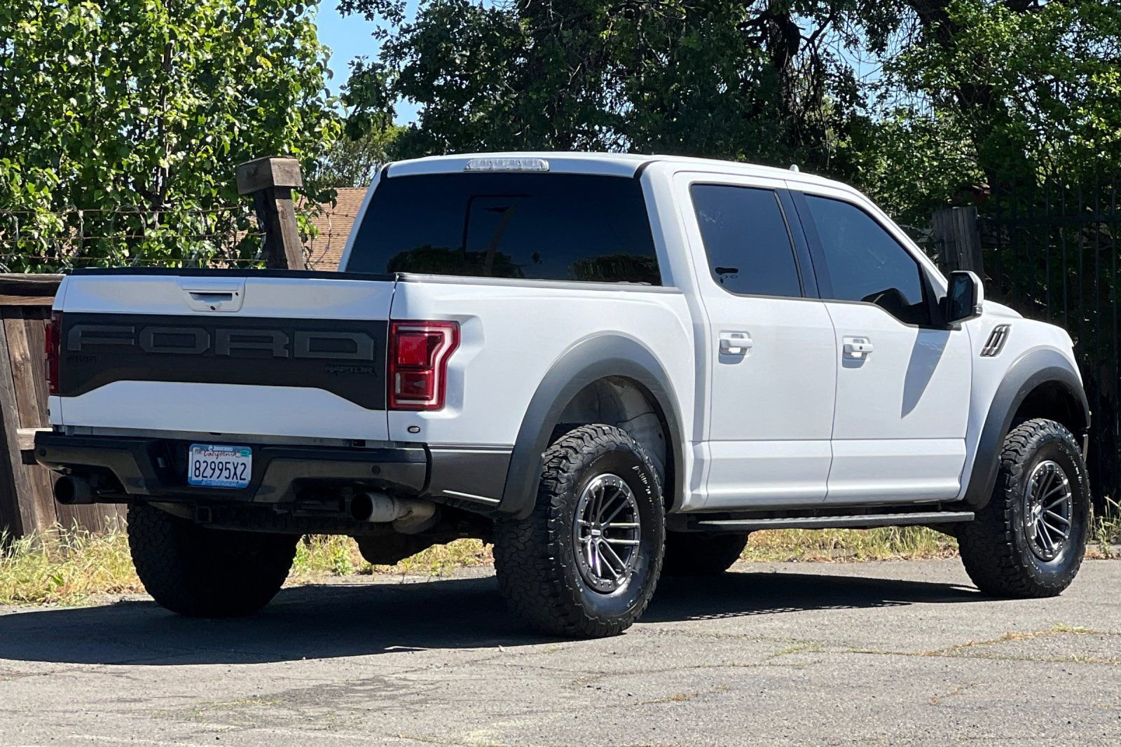 Certified 2020 Ford F150 Raptor w/ Equipment Group 802A Luxury image 5
