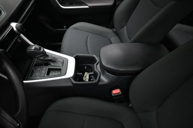Used 2025 Toyota RAV4 LE FWD image 29