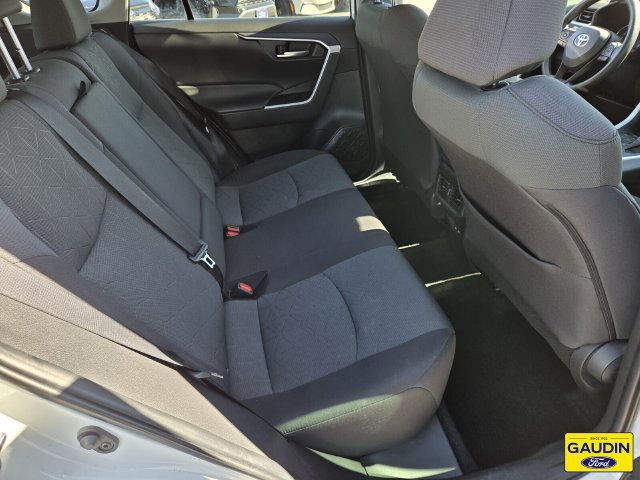 Used 2023 Toyota RAV4 XLE FWD image 15