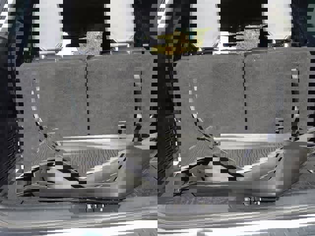 Certified 2022 Ford Explorer XLT w/ Equipment Group 202A image 10