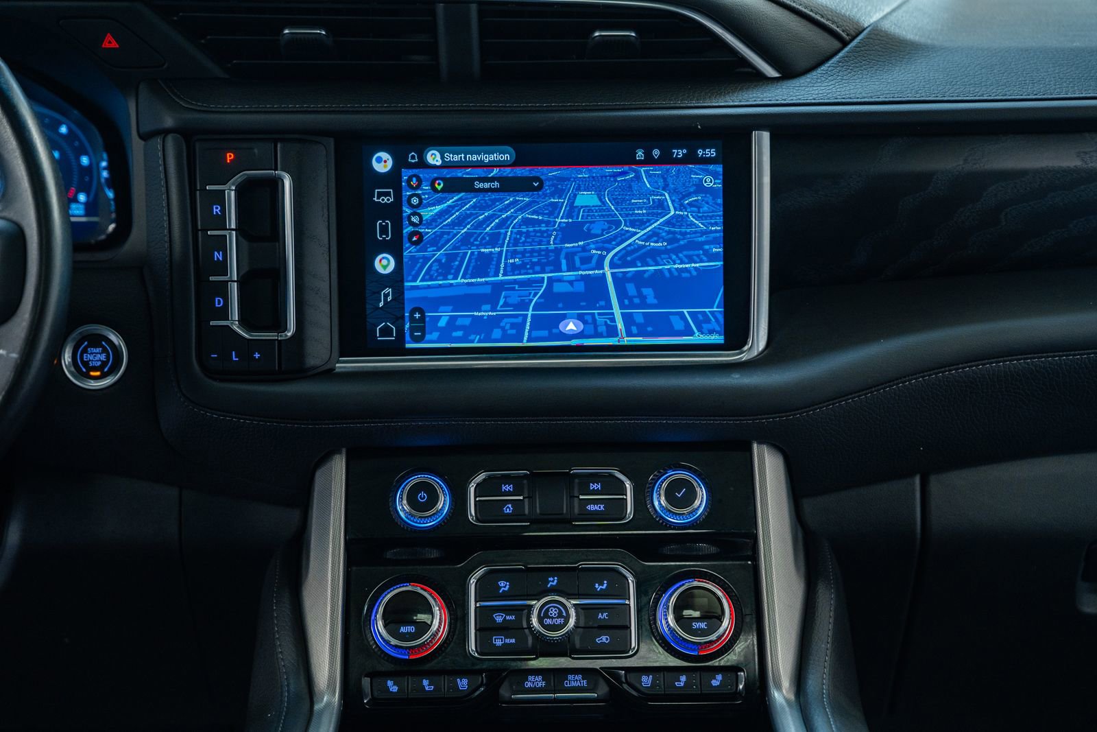 Used 2022 GMC Yukon Denali w/ Denali Premium Package AWD/4WD image 29