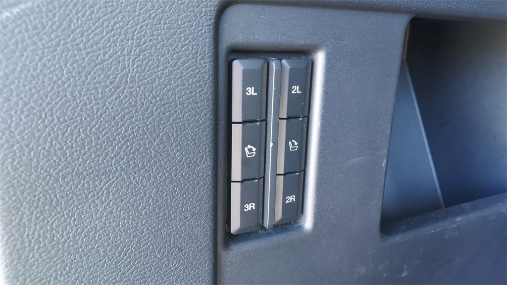 Certified 2022 Ford Expedition Platinum image 30