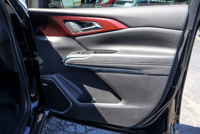 Used 2025 Chevrolet Traverse RS w/ LPO, Floor Liner Package AWD/4WD image 26