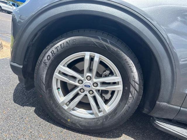 Certified 2023 Ford Explorer XLT RWD image 11