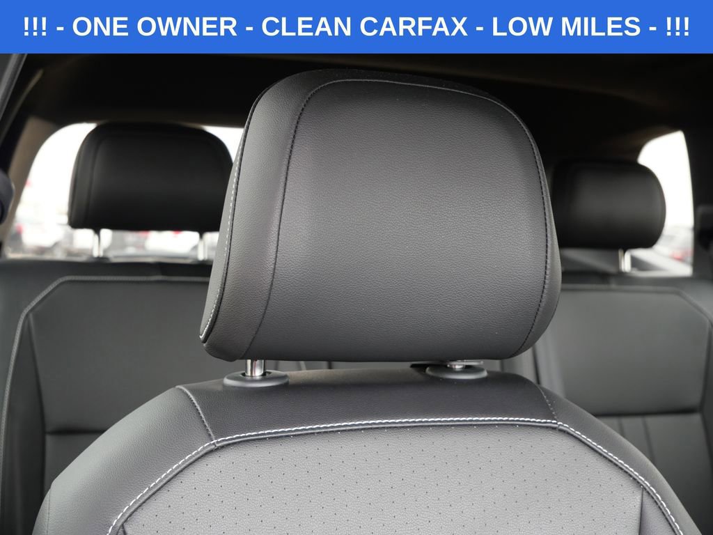 Used 2024 Volkswagen Tiguan SE R-Line image 21