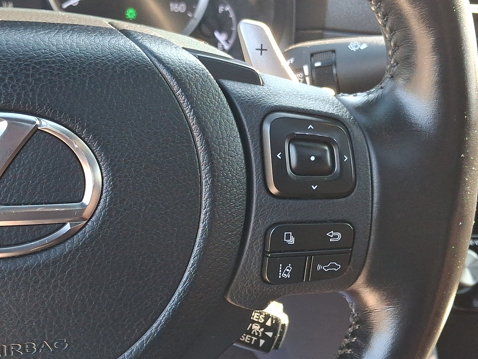 Used 2021 Lexus IS 300 w/ Comfort Package RWD image 22