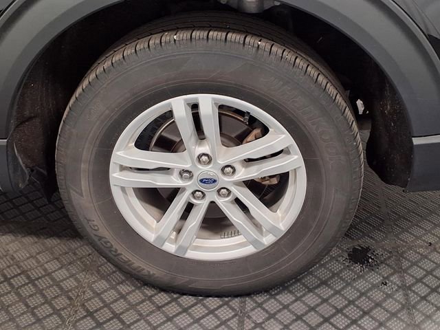 Certified 2023 Ford Explorer XLT w/ Equipment Group 202A AWD/4WD image 27