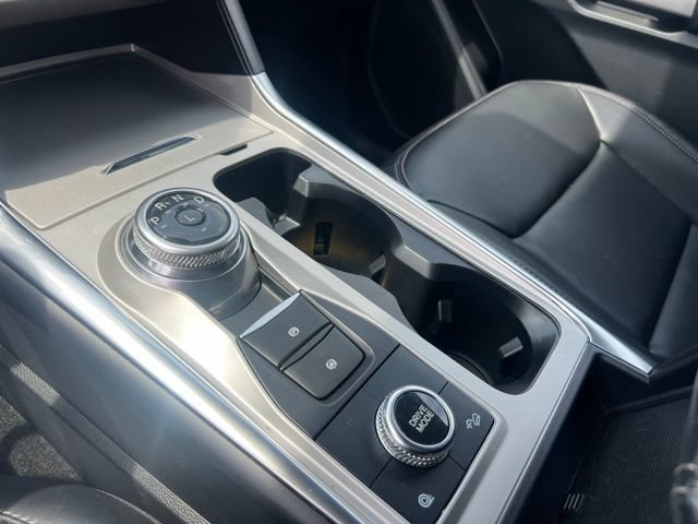 Certified 2023 Ford Explorer XLT w/ Equipment Group 202A AWD/4WD image 14