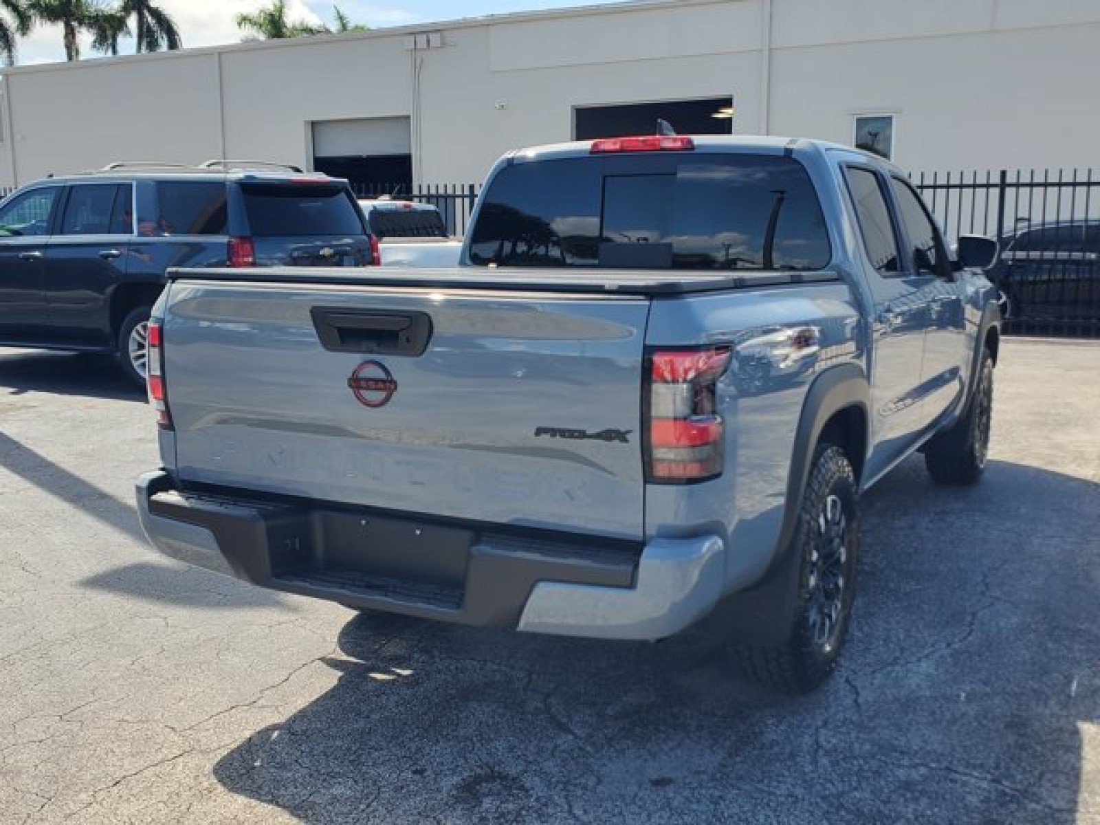 Used 2024 Nissan Frontier PRO-4X w/ Off-Road Protection Package AWD/4WD image 7