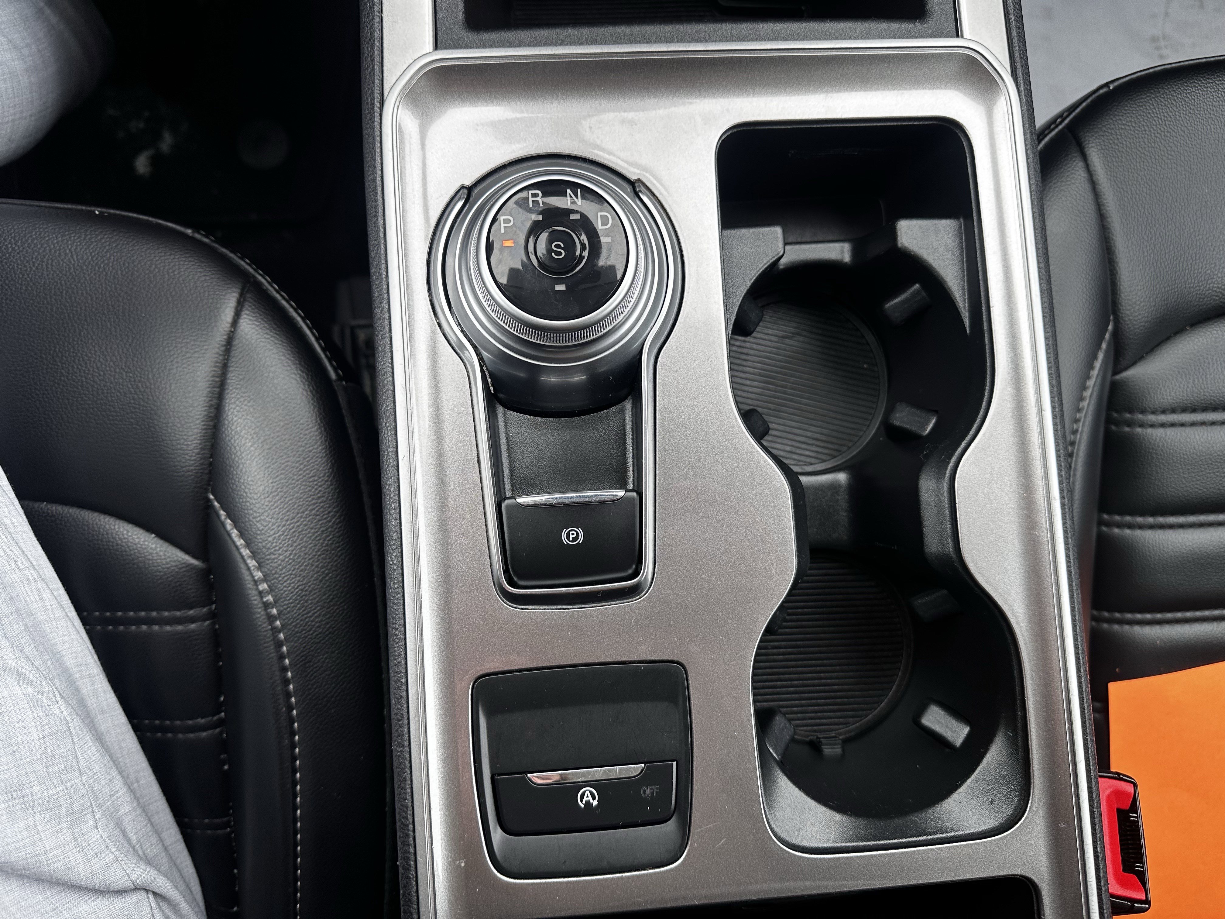 Certified 2024 Ford Edge SEL image 17