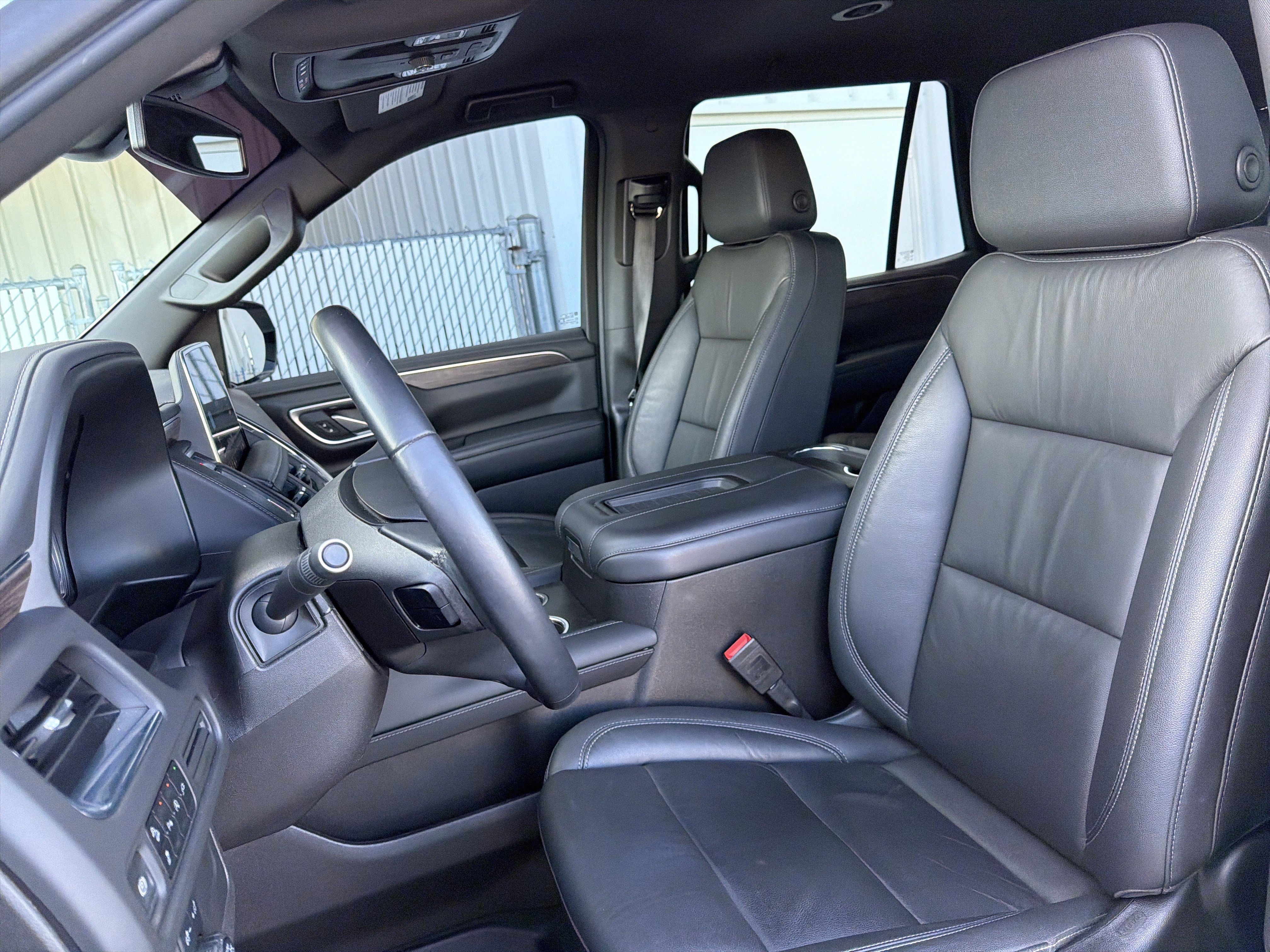 Used 2021 Chevrolet Tahoe Z71 image 31