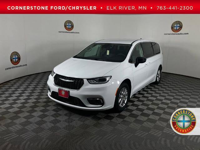 Used 2024 Chrysler Pacifica Touring-L