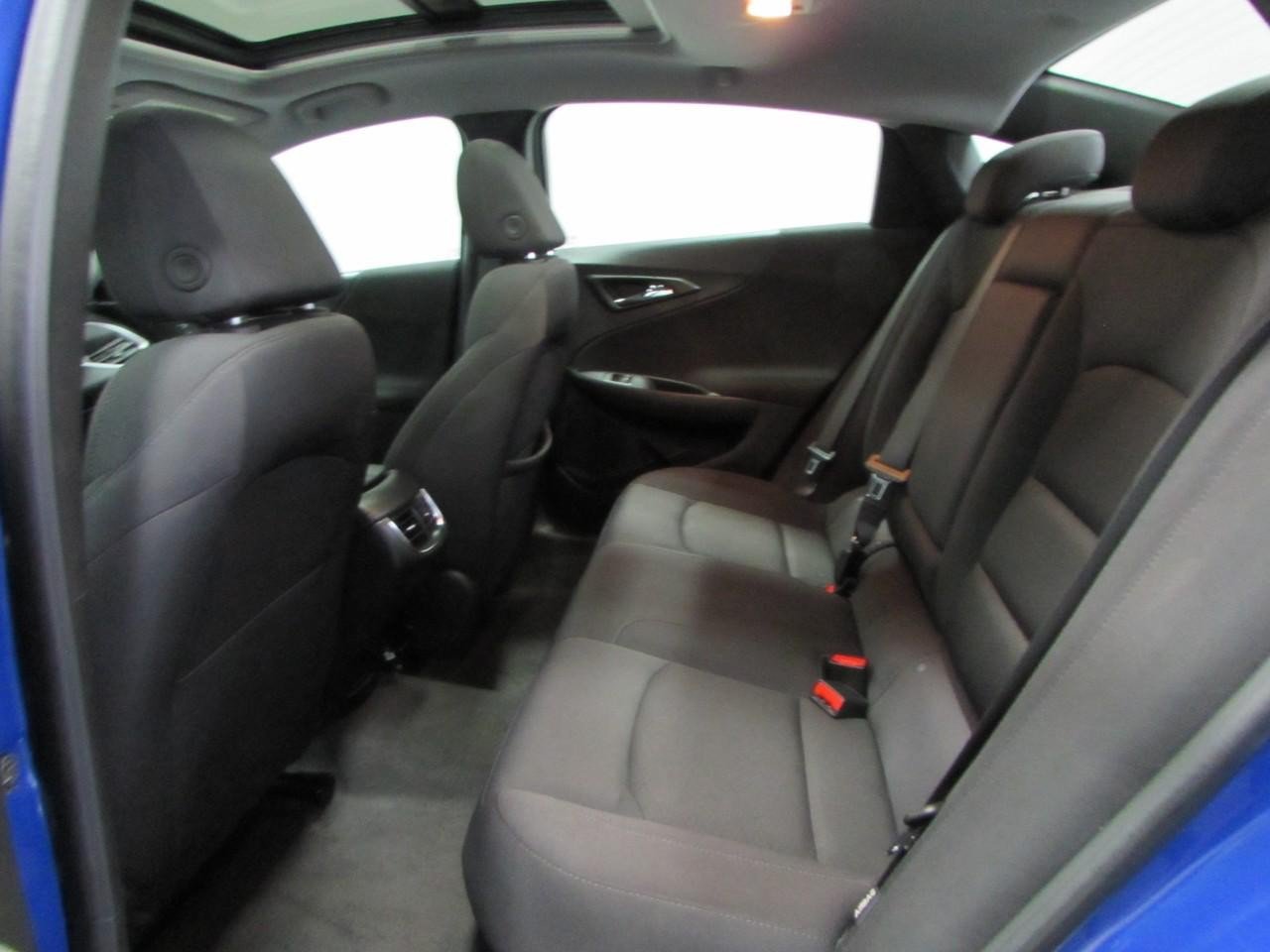 Used 2023 Chevrolet Malibu LT FWD image 15