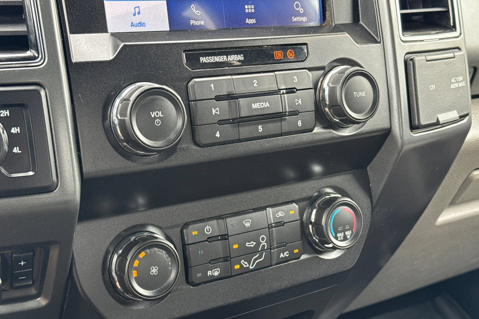 Certified 2022 Ford F250 XLT AWD/4WD image 18