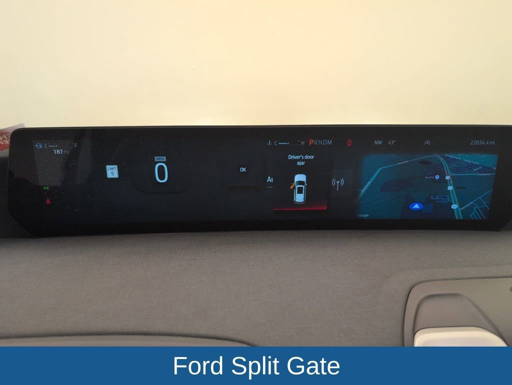 Certified 2025 Ford Expedition Max Active image 25