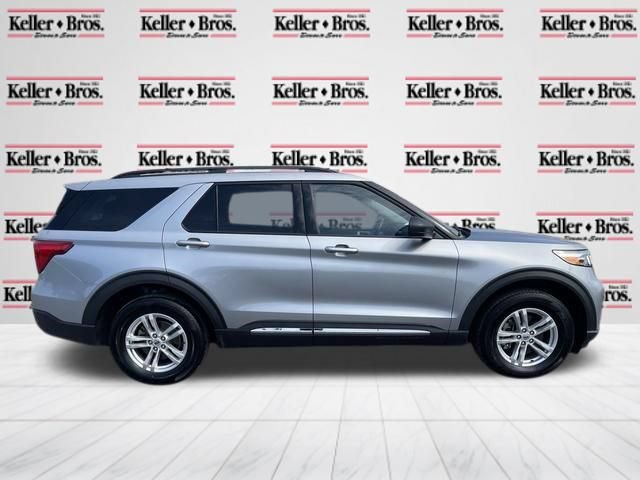 Certified 2020 Ford Explorer XLT w/ Equipment Group 202A AWD/4WD image 2