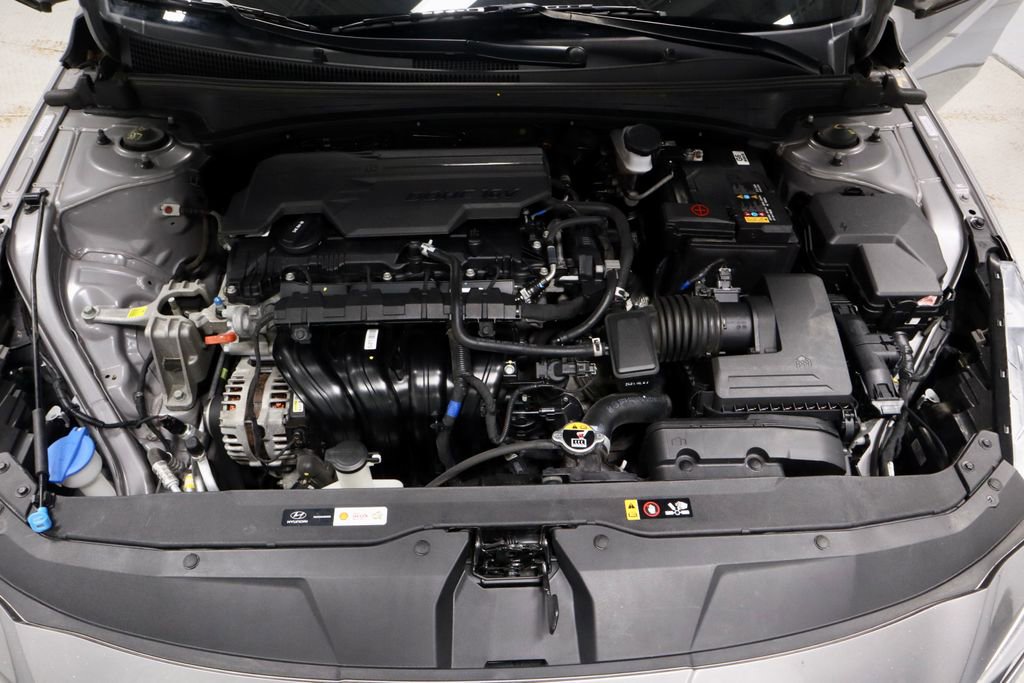 Used 2023 Hyundai Elantra SEL FWD image 16