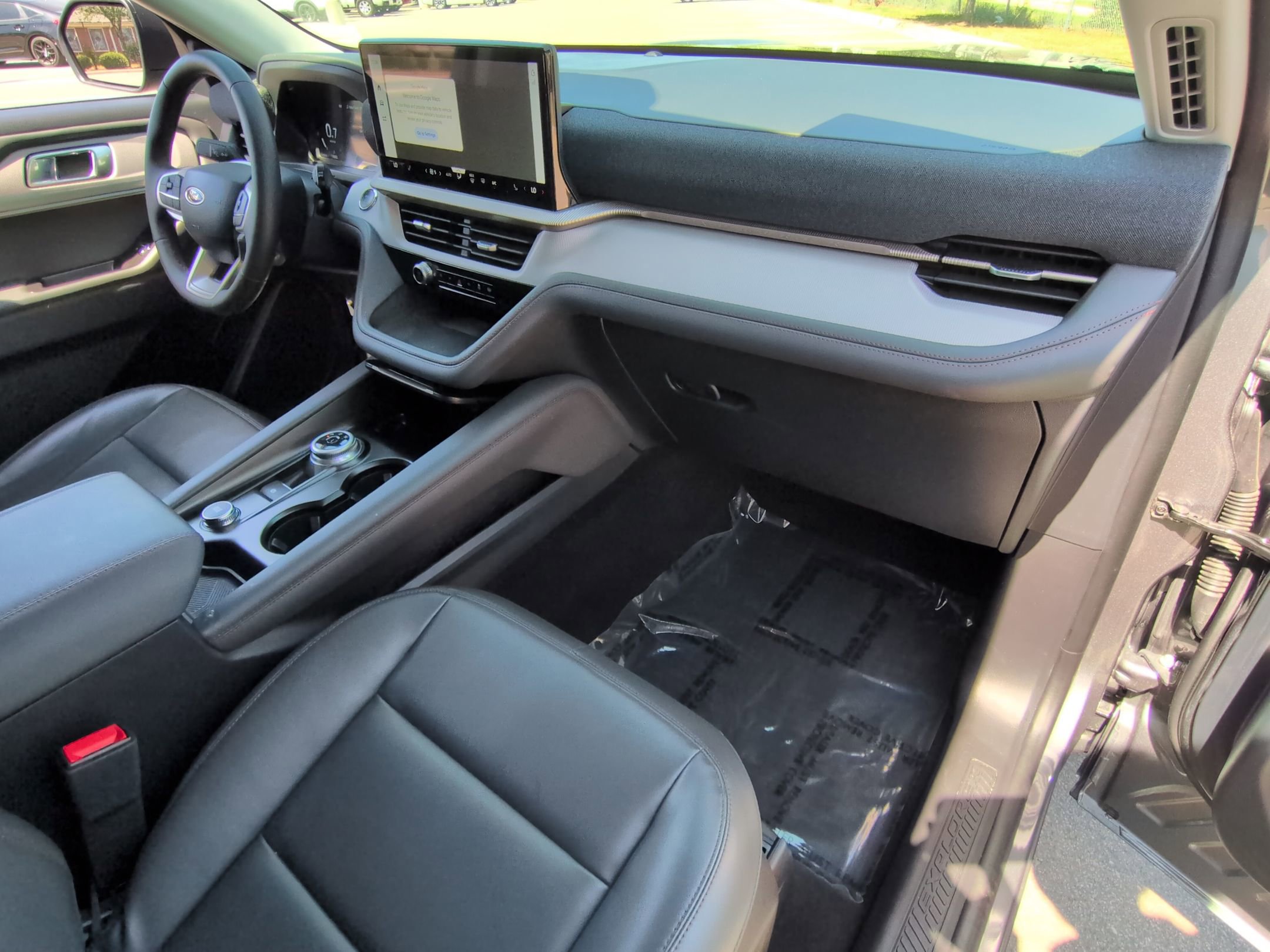 Certified 2025 Ford Explorer Active w/ Active Comfort Package RWD image 37