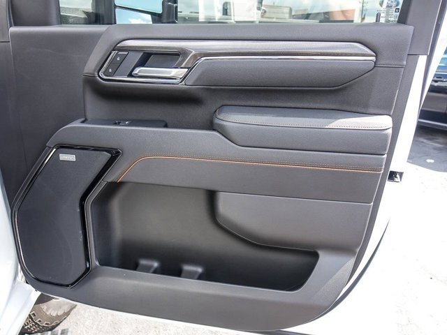 Used 2025 GMC Sierra 2500 AT4 w/ AT4 Premium Plus Package AWD/4WD image 36