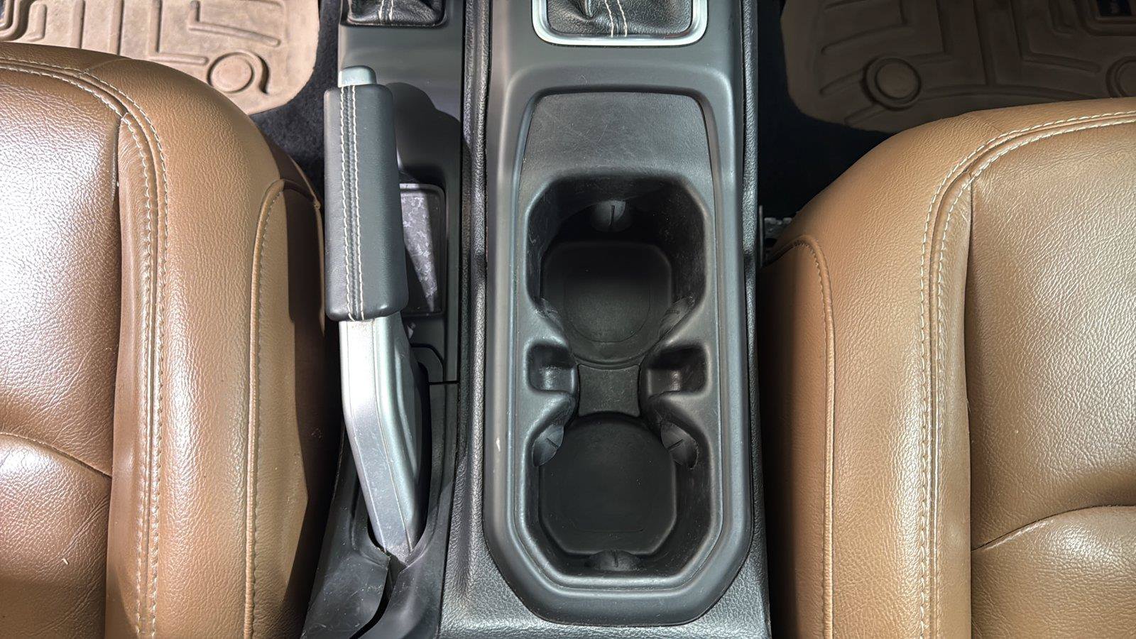 Used 2020 Jeep Gladiator Rubicon AWD/4WD image 26
