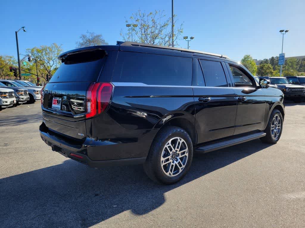 Certified 2025 Ford Expedition Max Active AWD/4WD image 7