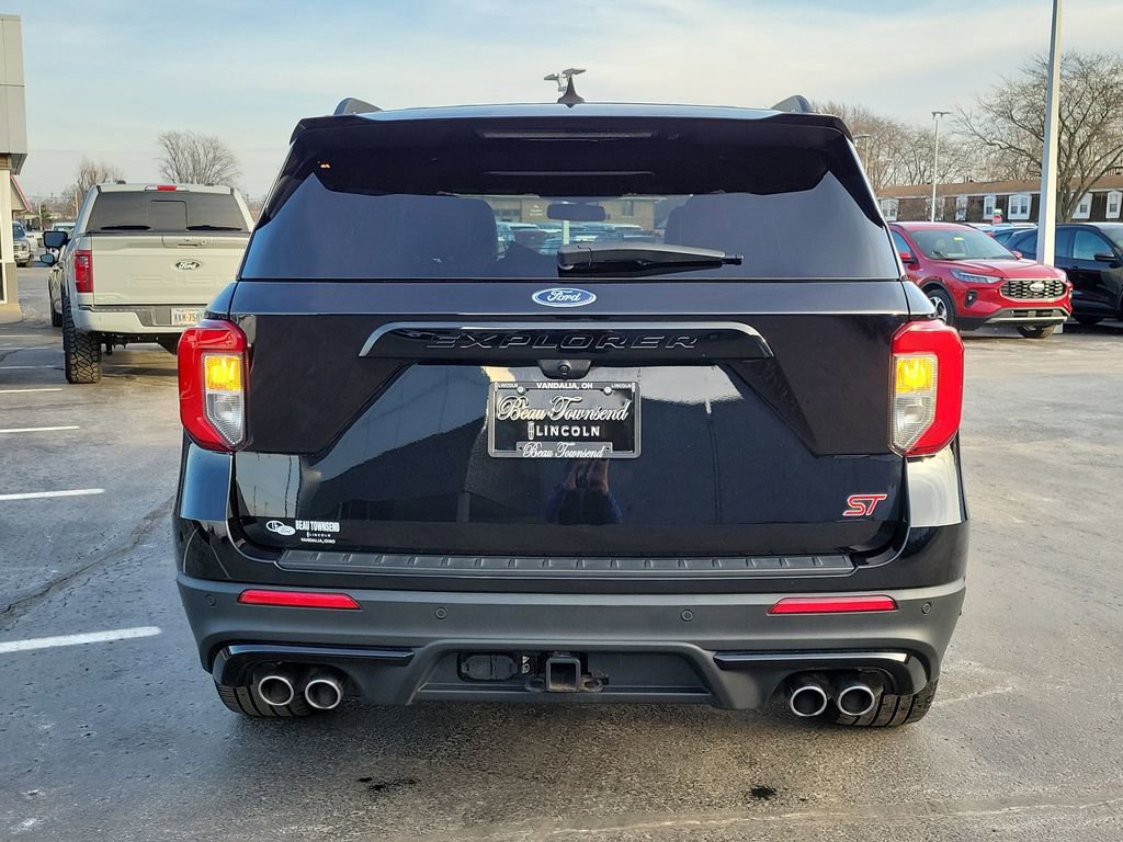 Certified 2021 Ford Explorer ST w/ Equipment Group 401A image 4
