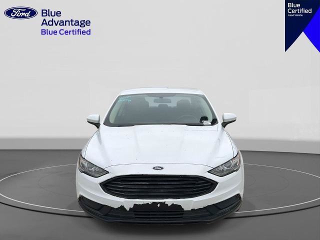 Certified 2018 Ford Fusion SE w/ Fusion SE Technology Package FWD image 5