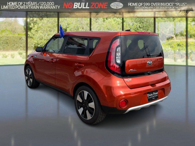Used 2018 Kia Soul + FWD image 3