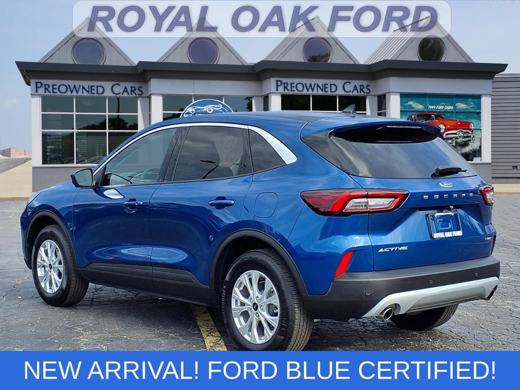 Certified 2023 Ford Escape Active w/ Tech Pack #2 AWD/4WD image 2