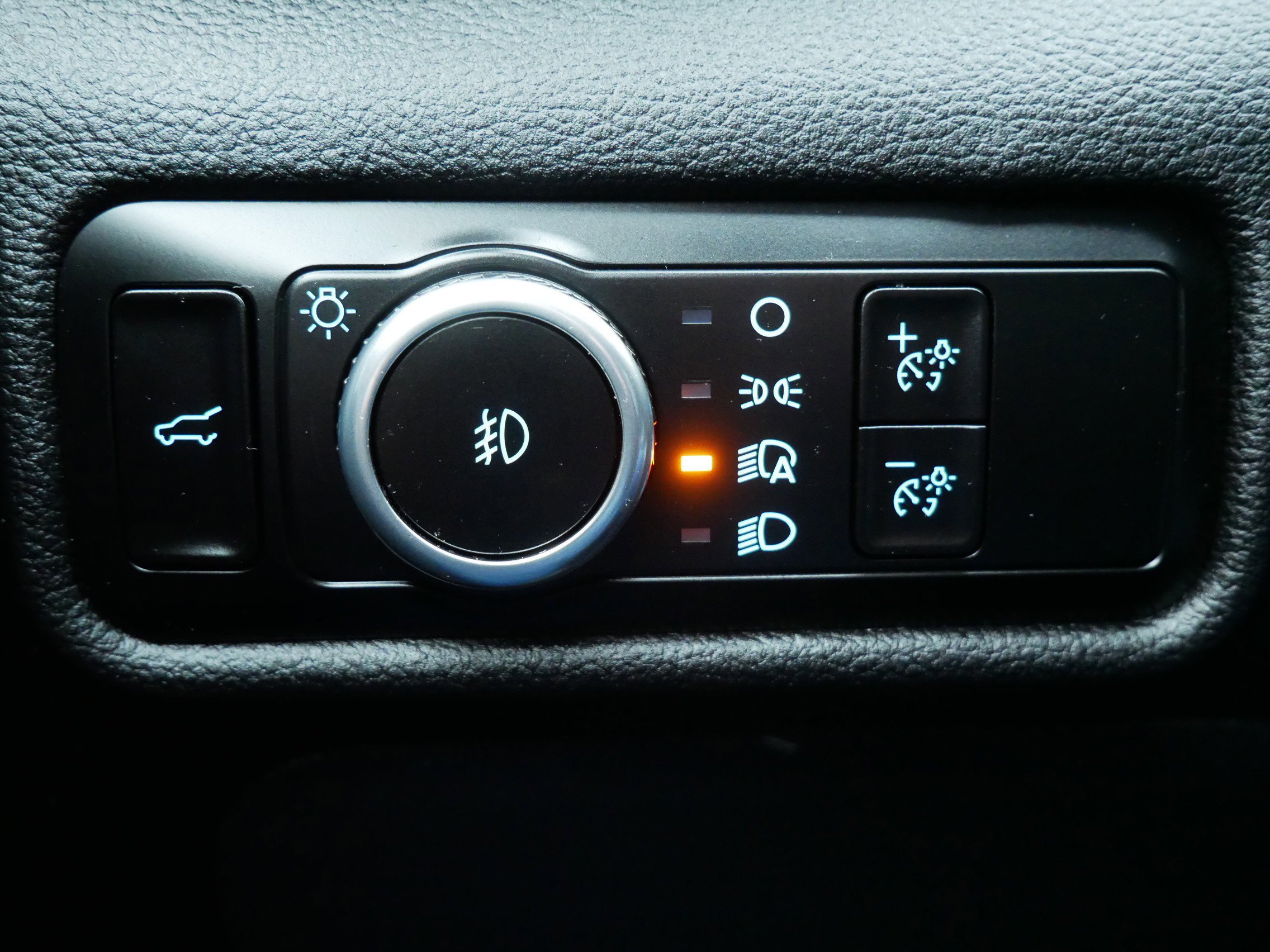 Certified 2023 Ford Explorer ST w/ Equipment Group 401A image 20