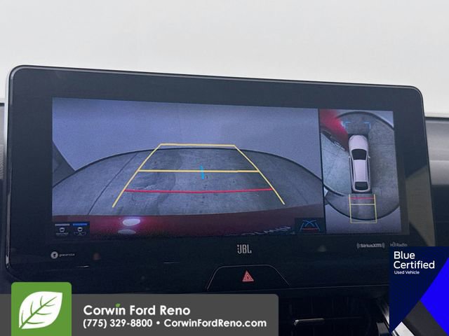 Used 2022 Toyota Venza Limited image 17