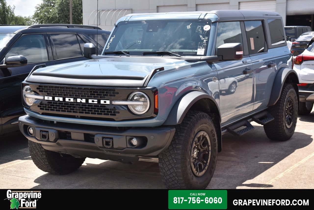 Certified 2023 Ford Bronco Wildtrak AWD/4WD image 1