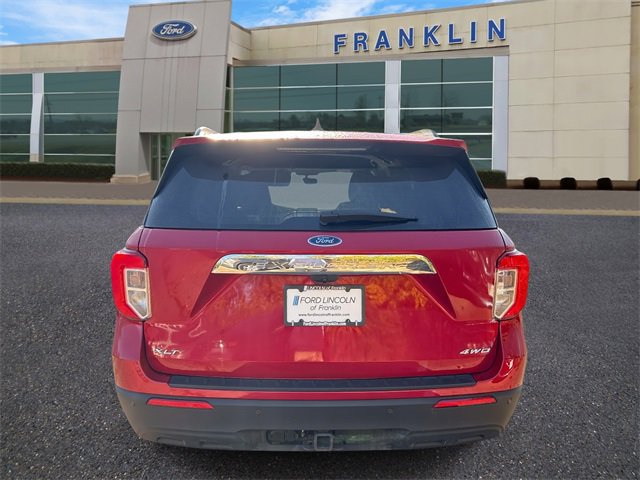Certified 2022 Ford Explorer XLT w/ Class IV Trailer Tow Package image 6