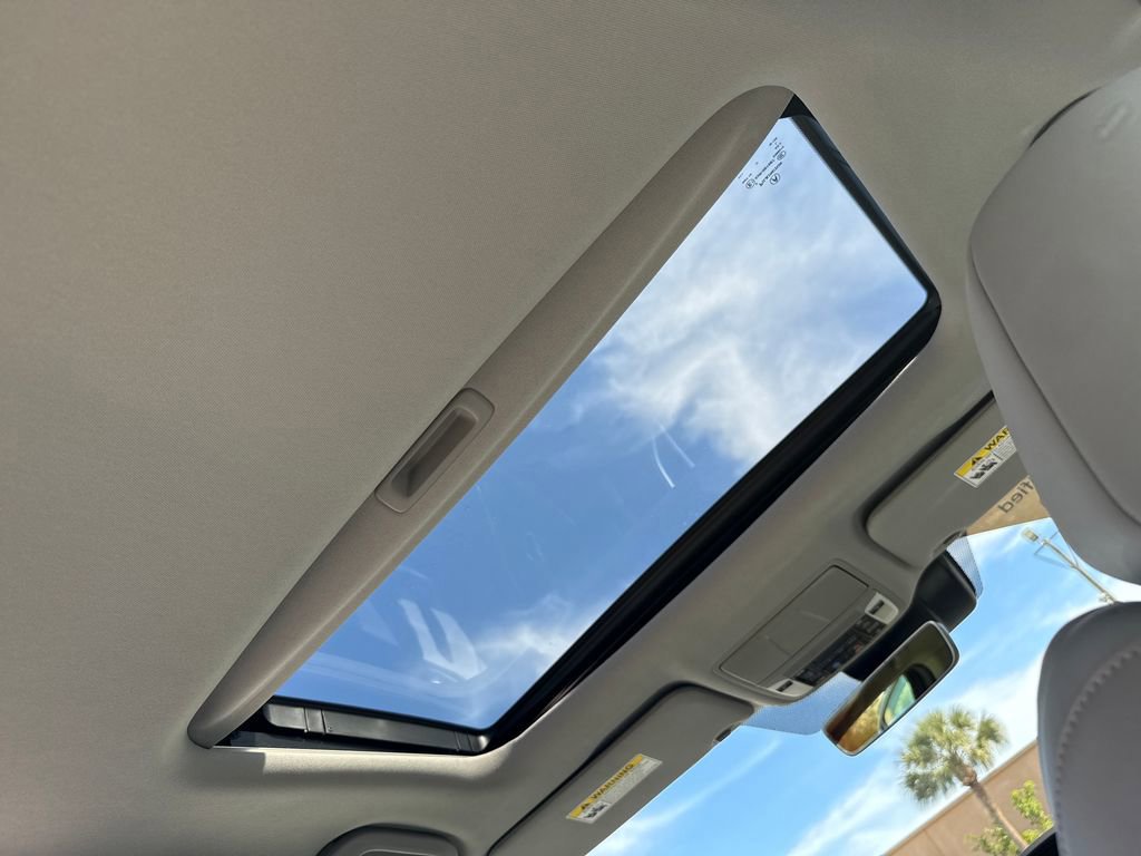 Used 2018 Acura TLX w/ Technology Package image 10