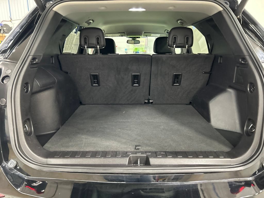 Used 2018 Chevrolet Equinox Premier FWD image 26