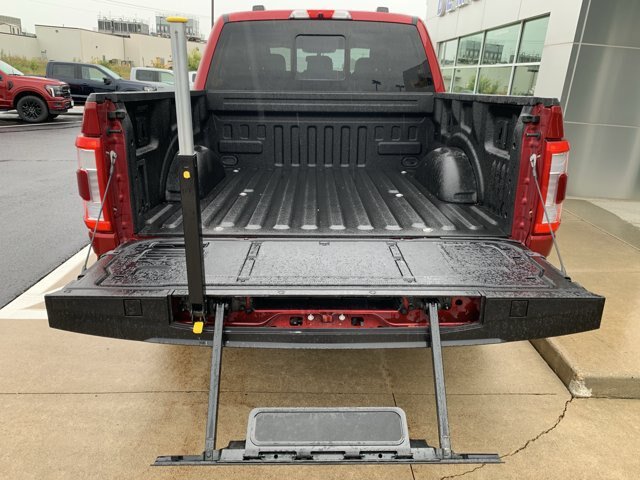 Certified 2022 Ford F150 Lariat AWD/4WD image 10