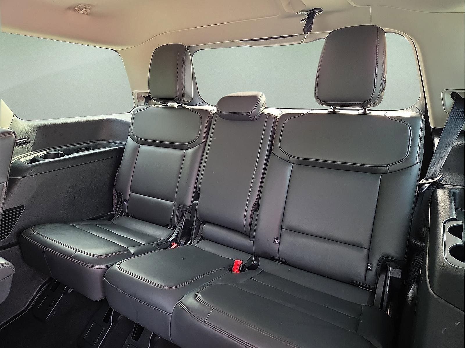 Certified 2025 Ford Expedition Active AWD/4WD image 10